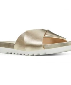 Nine West Metallic Mindset Furaish Slide Sandals 9 Nine West Metallic Mindset Furaish Slide Sandals