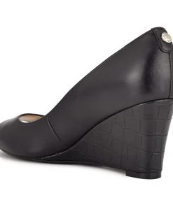Nine West Shoes Cape 9x9 Dress Wedges