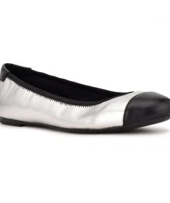 Nine West Metallic Mindset Capted Ballet Flats