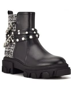 Nine West Cearlz Lug Sole Booties