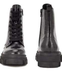 Nine West Clover Lug Sole Boots 10 Nine West Clover Lug Sole Boots