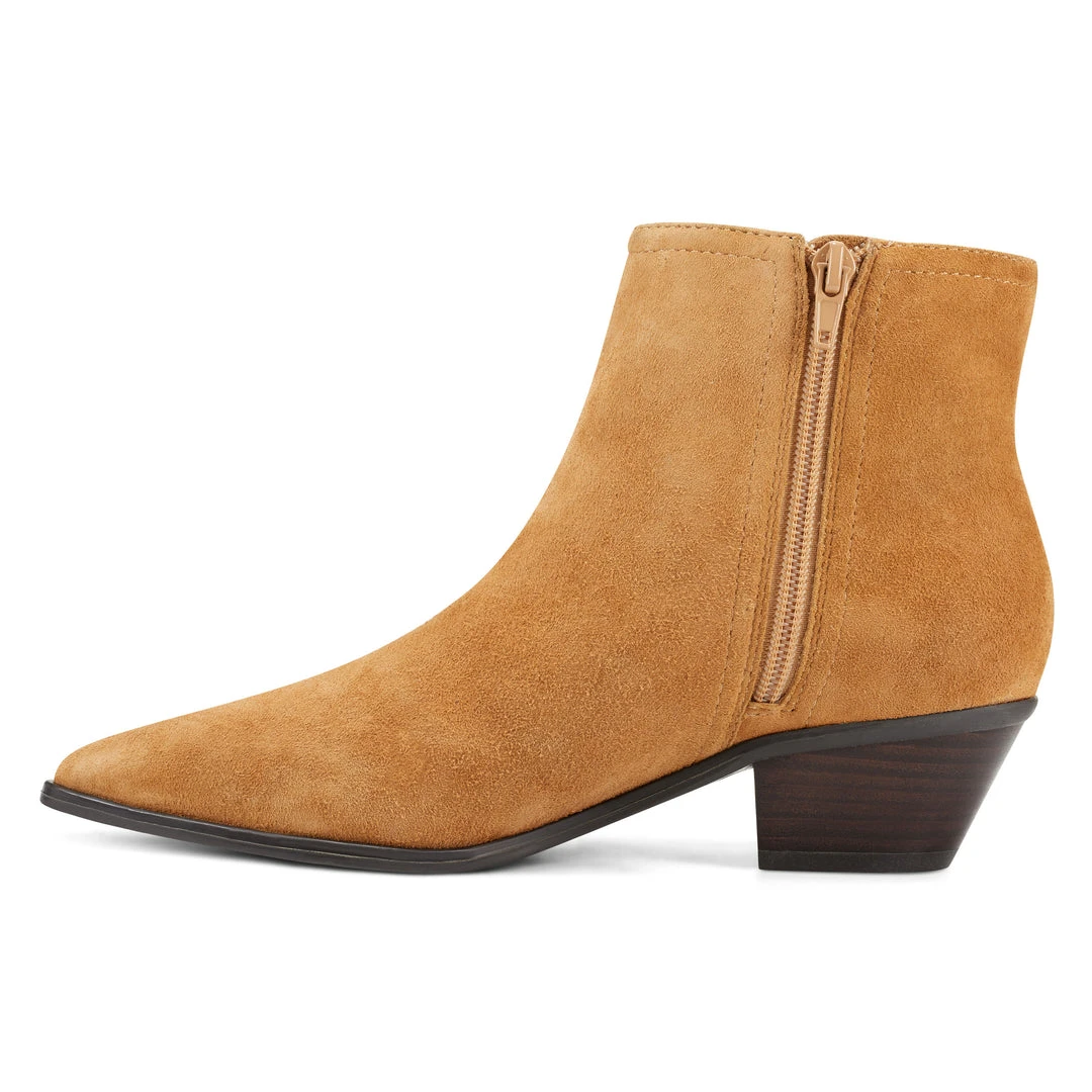 Nine West Elissa Booties Boots & Booties 6 Nine West Elissa Booties Boots & Booties