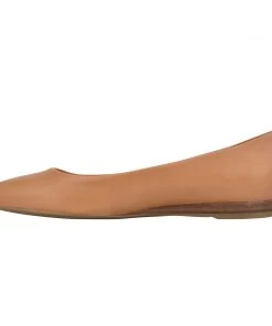 Nine West Ferdi 9x9 Pointy Toe Flats