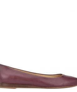 Nine West Ferdi 9x9 Pointy Toe Flats Color Pop