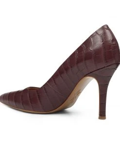 Nine West Fifth 9x9 Pointy Toe Pumps