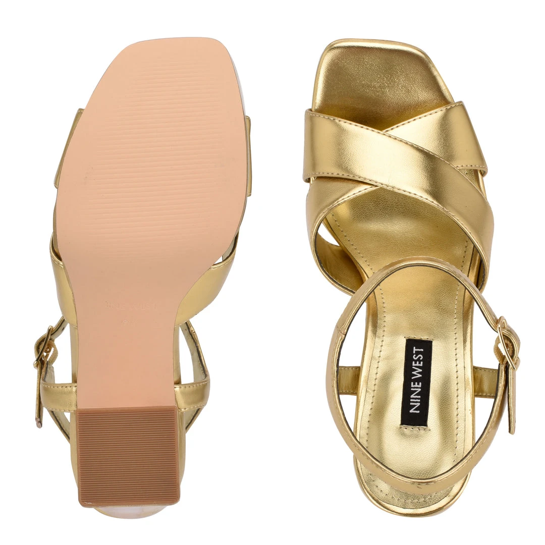 Nine West Glows Platform Sandals High Impact Platforms 7 Nine West Glows Platform Sandals High Impact Platforms