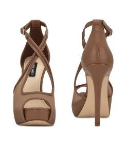 Nine West High Impact Platforms Hanya Peep Toe Platform Pumps 10 Nine West High Impact Platforms Hanya Peep Toe Platform Pumps
