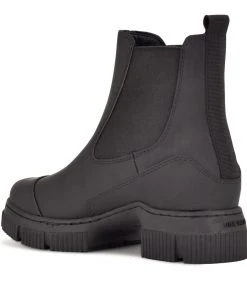 Nine West Iola Chelsea Lug Sole Booties Shoes 9 Nine West Iola Chelsea Lug Sole Booties Shoes