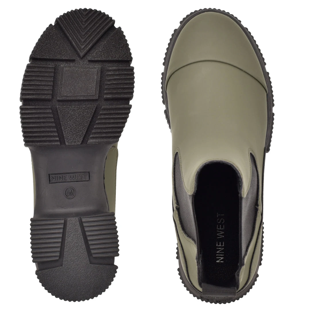 Nine West Iola Chelsea Lug Sole Booties Shoes 7 Nine West Iola Chelsea Lug Sole Booties Shoes