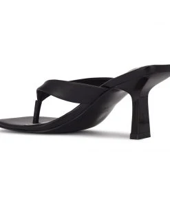 Nine West Nest Heeled Thong Sandals Y2K Revival 9 Nine West Nest Heeled Thong Sandals Y2K Revival