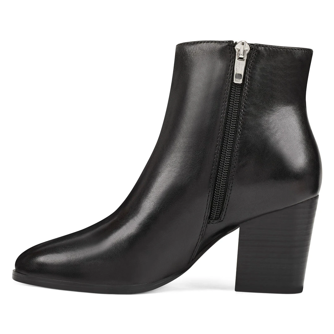 Nine West Niomi Round Toe Booties Boots & Booties 6 Nine West Niomi Round Toe Booties Boots & Booties