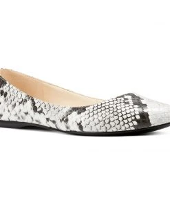 Nine West Speakup Almond Toe Flats